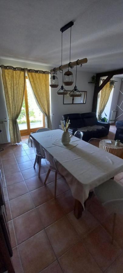 Appartement Cocooning A La Ferme سيسترون المظهر الخارجي الصورة